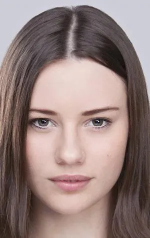 Лили Салливан
