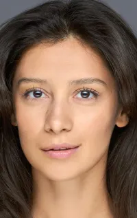 Равшана Куркова