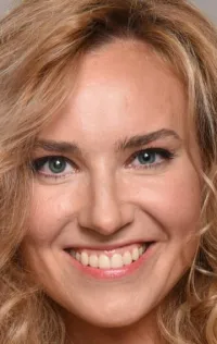 Юлия Александрова